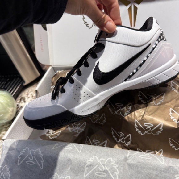 NWB Nike Kobe 4 Protro Mambacita Gigi Size 10 - Picture 3 of 10